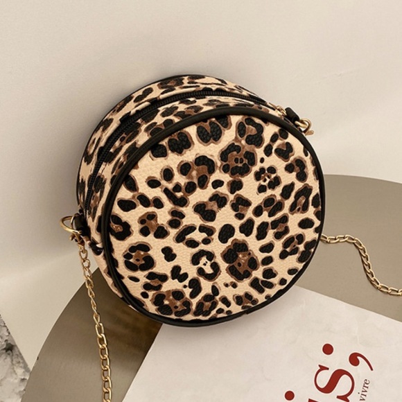 Purses - Picture 4 of 7